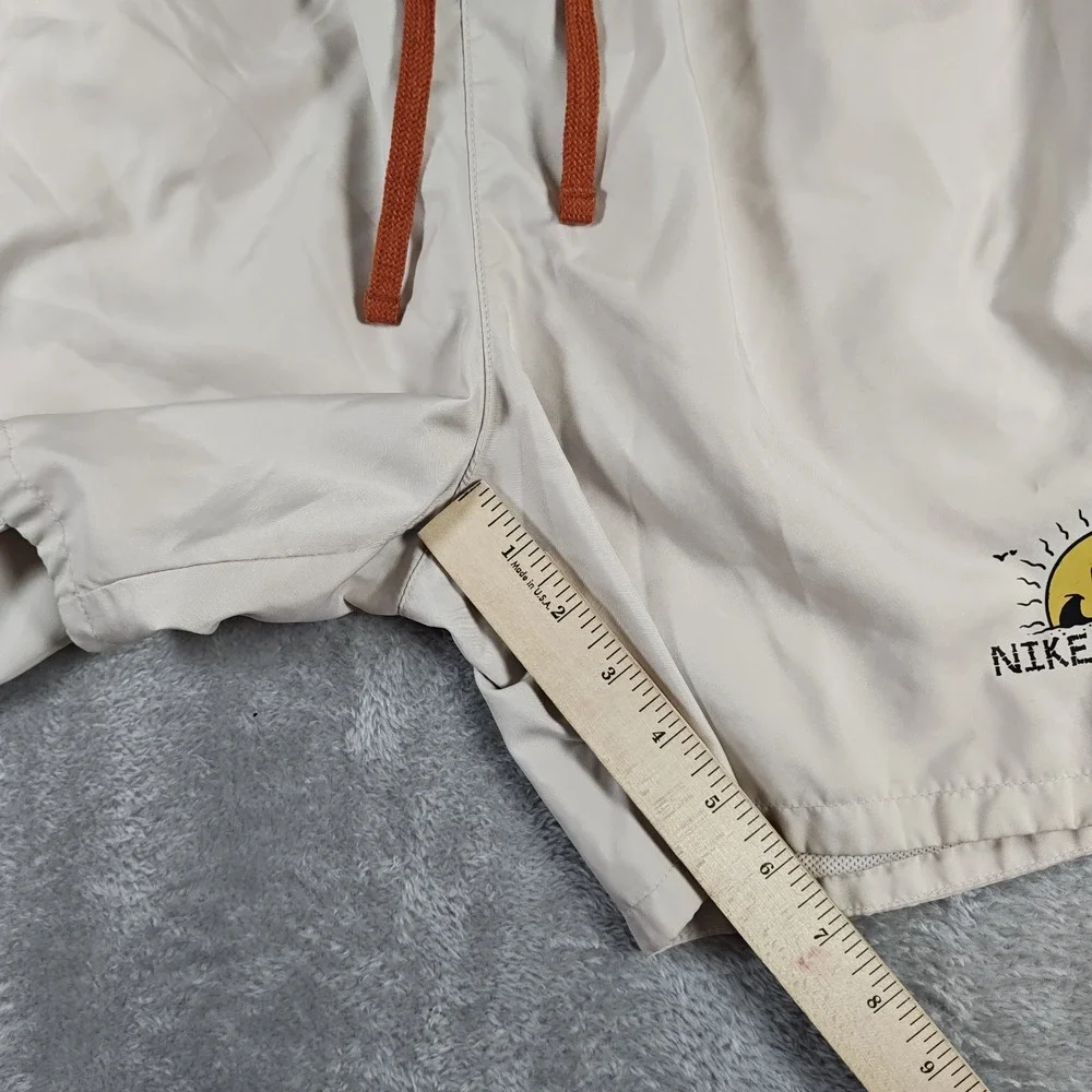 Nike Shorts Men Medium Ivory Sun Club Mesh Lined Running Swim Trunks Embroidered
